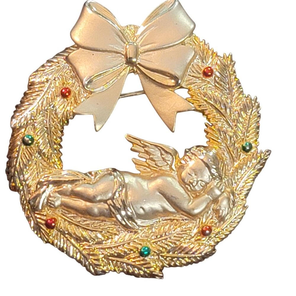Vintage Jonette Jewelry Gold-Tone Christmas Wreath Angel Brooch Pin Bow Cherub